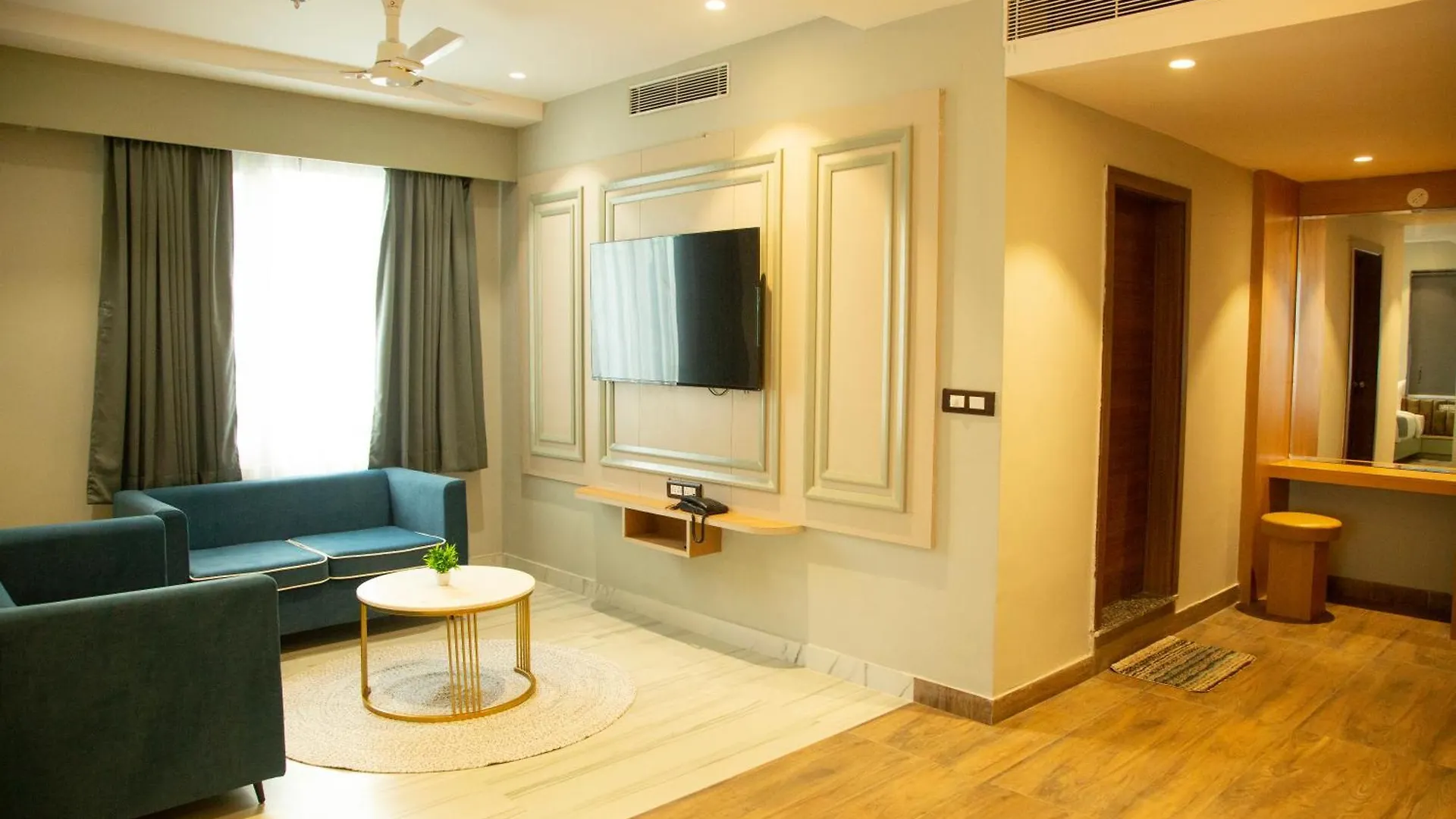Hotel Westend أُودايبور