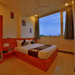 Hotel Swarna Vilas